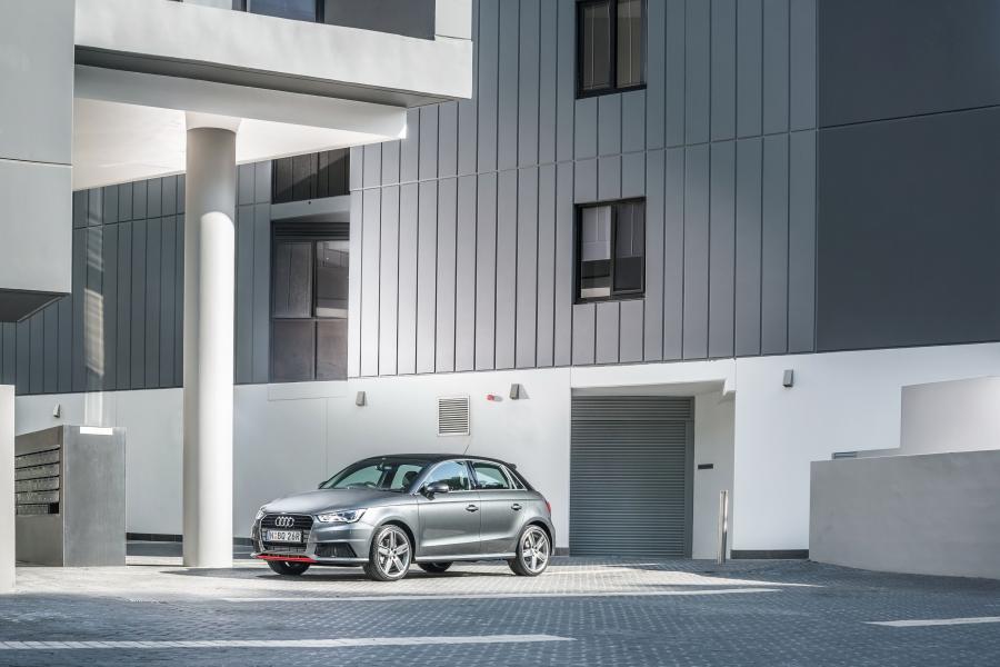  Audi A1 Sportback TFSI S-Line 2015 года  (AU) (фото 26 из 26)